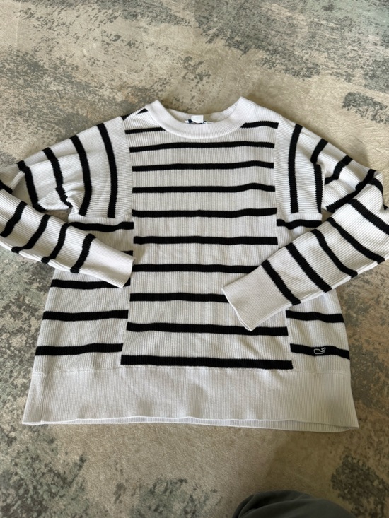 Vineyard Vines Sweaters - Vineyard Vines White Black Striped Ribbed 100 percent Cotton Sweater, Size XS